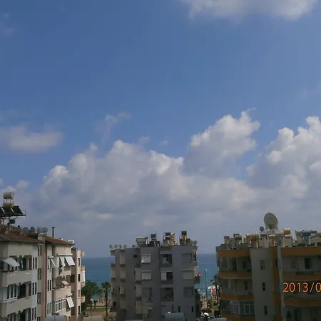 Ak בית הארחה